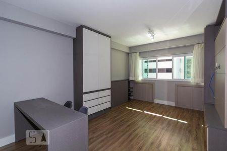 Studio de kitnet/studio para alugar com 1 quarto, 33m² em Centro, Curitiba