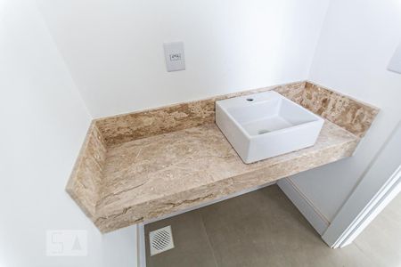 Lavabo de casa de condomínio à venda com 3 quartos, 290m² em Pedra Redonda, Porto Alegre