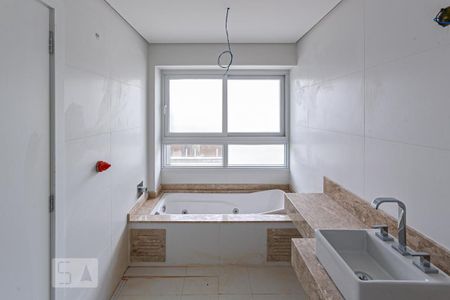 Casa de condomínio à venda com 290m², 3 quartos e 1 vagaBanheiro do Quarto 3