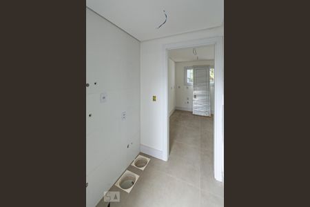 Casa de condomínio à venda com 290m², 3 quartos e 1 vagaÁrea de Serviço