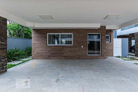 Casa de condomínio à venda com 287m², 3 quartos e 1 vagaGaragem