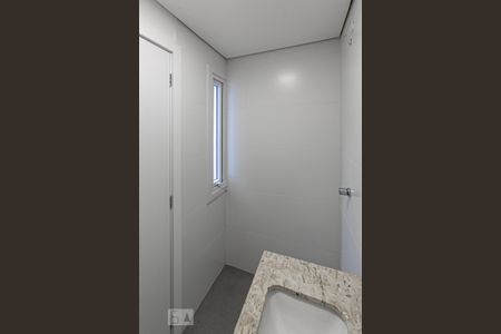 Casa de condomínio à venda com 287m², 3 quartos e 1 vagaBanheiro de Serviço