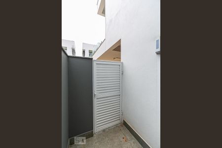 Casa de condomínio à venda com 287m², 3 quartos e 1 vagaLavanderia