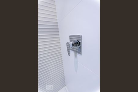 Casa de condomínio à venda com 287m², 3 quartos e 1 vagaBanheiro do Quarto 1