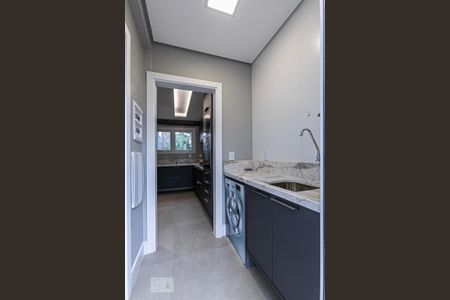 Casa de condomínio à venda com 287m², 3 quartos e 1 vagaLavanderia