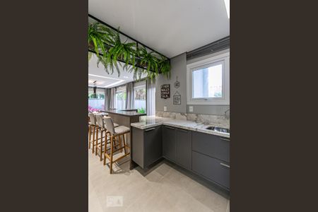 Casa de condomínio à venda com 287m², 3 quartos e 1 vagaCozinha