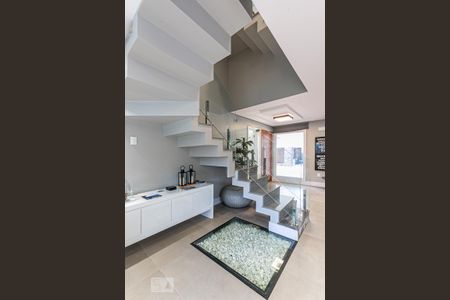 Sala de casa de condomínio à venda com 3 quartos, 287m² em Pedra Redonda, Porto Alegre