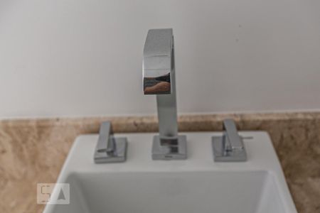 Casa de condomínio à venda com 289m², 3 quartos e 1 vagaBanheiro do Quarto 1