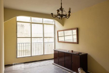 Sala de apartamento para alugar com 2 quartos, 70m² em Campo Grande, Rio de Janeiro