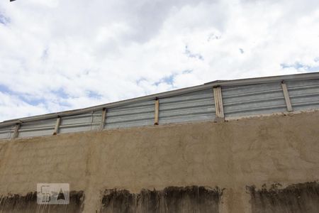 Apartamento para alugar com 70m², 2 quartos e 2 vagas Apartamento para alugar com 70m², 2 quartos e 2 vagasVista da área de serviço