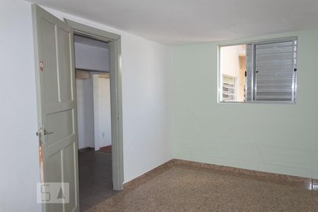 Quarto 2 de casa para alugar com 2 quartos, 120m² em Santana, São Paulo