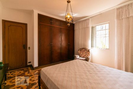 Casa à venda com 500m², 5 quartos e 2 vagasQuarto 3