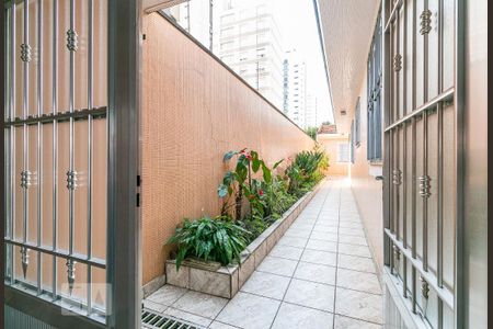 Casa à venda com 500m², 5 quartos e 2 vagasGaragem - Corredor