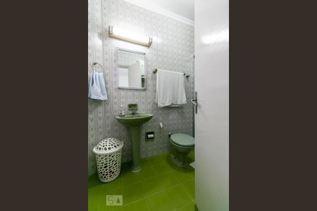 Casa à venda com 500m², 5 quartos e 2 vagasEdícula - Quarto 5 - Banheiro 3