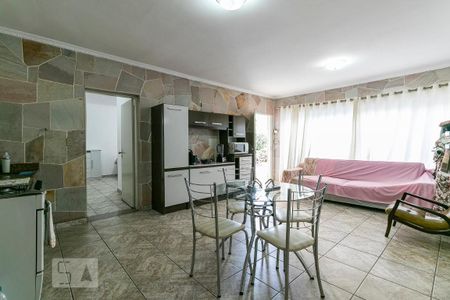 Casa à venda com 500m², 5 quartos e 2 vagasEdícula 