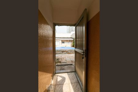 Casa à venda com 500m², 5 quartos e 2 vagasCorredor