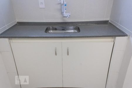 Casa para alugar com 35m², 1 quarto e sem vagaCozinha - Armários