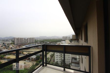Varanda de apartamento para alugar com 2 quartos, 65m² em Jacarepaguá, Rio de Janeiro