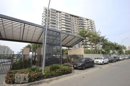 Apartamento para alugar com 65m², 2 quartos e 1 vagaFachada