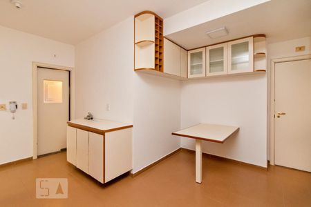Apartamento para alugar com 200m², 4 quartos e 4 vagas Apartamento para alugar com 200m², 4 quartos e 4 vagasCozinha