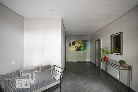 Apartamento para alugar com 200m², 4 quartos e 4 vagas Apartamento para alugar com 200m², 4 quartos e 4 vagasHall de Entrada