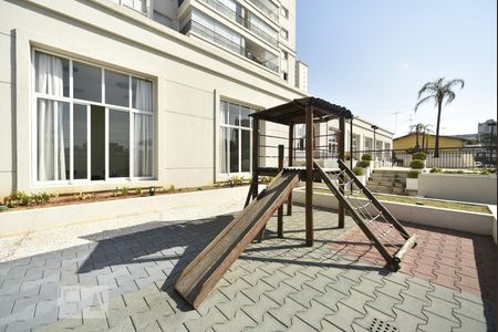 Apartamento à venda com 99m², 3 quartos e 2 vagasÁrea comum - playground