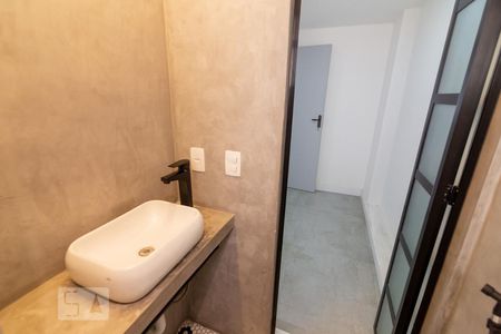 Apartamento à venda com 76m², 2 quartos e 1 vaga Apartamento à venda com 76m², 2 quartos e 1 vagaBanheiro da Suíte 1