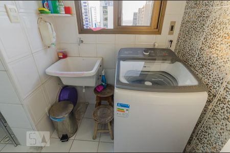 Apartamento para alugar com 116m², 3 quartos e 2 vagas Apartamento para alugar com 116m², 3 quartos e 2 vagasÁrea de Serviço