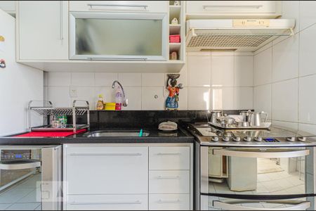 Apartamento para alugar com 116m², 3 quartos e 2 vagas Apartamento para alugar com 116m², 3 quartos e 2 vagasCozinha