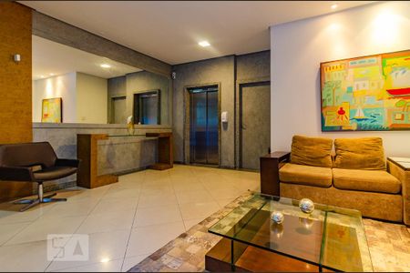 Apartamento para alugar com 116m², 3 quartos e 2 vagas Apartamento para alugar com 116m², 3 quartos e 2 vagasHall de Entrada