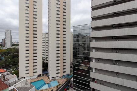 Varanda de kitnet/studio à venda com 1 quarto, 33m² em Paraíso, São Paulo