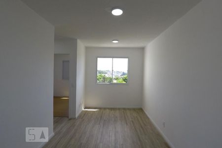 Sala de apartamento para alugar com 2 quartos, 42m² em Jardim Santa Emilia, São Paulo