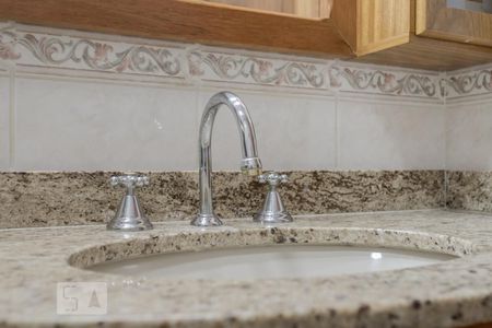 Apartamento à venda com 279m², 3 quartos e 2 vagas Apartamento à venda com 279m², 3 quartos e 2 vagasBanheiro 2