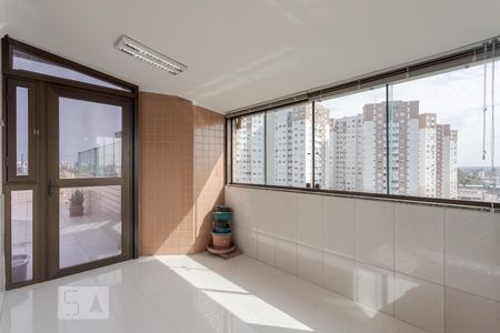 Apartamento à venda com 279m², 3 quartos e 2 vagas Apartamento à venda com 279m², 3 quartos e 2 vagasEspaço Gourmet