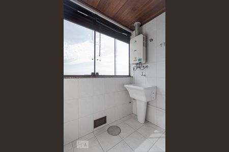 Apartamento à venda com 279m², 3 quartos e 2 vagas Apartamento à venda com 279m², 3 quartos e 2 vagasÁrea de Serviço