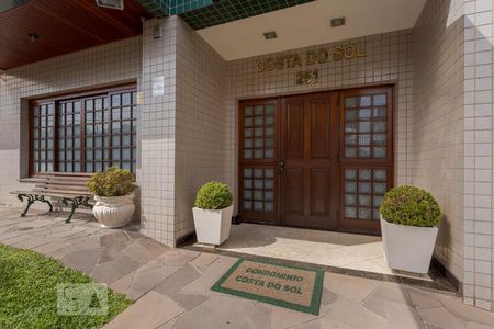 Apartamento à venda com 279m², 3 quartos e 2 vagas Apartamento à venda com 279m², 3 quartos e 2 vagasEntrada