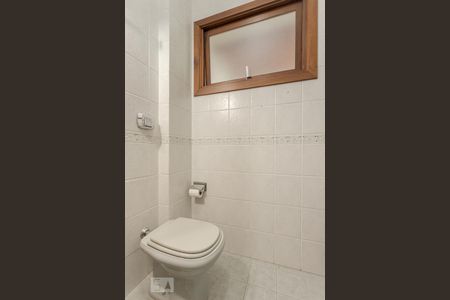 Apartamento à venda com 279m², 3 quartos e 2 vagas Apartamento à venda com 279m², 3 quartos e 2 vagasBanheiro 1