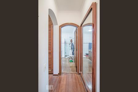 Casa à venda com 540m², 4 quartos e 8 vagas Casa à venda com 540m², 4 quartos e 8 vagasCloset da Suite 3 Master