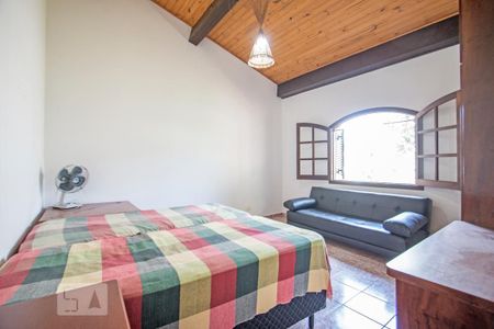 Casa à venda com 540m², 4 quartos e 8 vagas Casa à venda com 540m², 4 quartos e 8 vagasSuite da Edícula