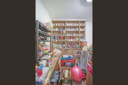 Casa à venda com 540m², 4 quartos e 8 vagas Casa à venda com 540m², 4 quartos e 8 vagasAnte-Sala da Adega