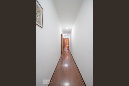 Casa à venda com 540m², 4 quartos e 8 vagas Casa à venda com 540m², 4 quartos e 8 vagasHall das Suites