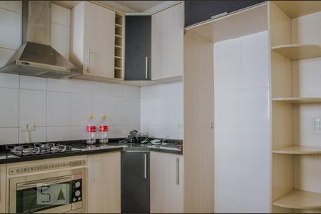 Cozinha de casa à venda com 2 quartos, 80m² em Vila Pereira Barreto, São Paulo