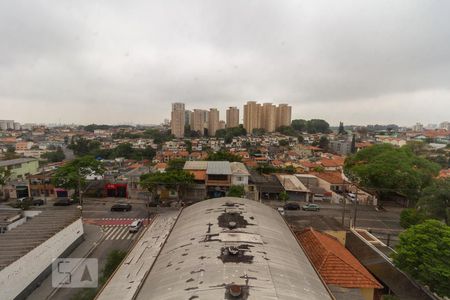 Vista Sala de apartamento à venda com 2 quartos, 44m² em Jardim Pinheiros, São Paulo