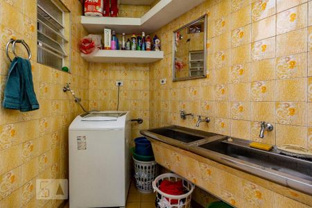 Casa à venda com 112m², 3 quartos e 1 vagaÁrea de Serviço