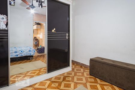 Casa à venda com 400m², 3 quartos e 2 vagasCasa 02 - Dormitório 02