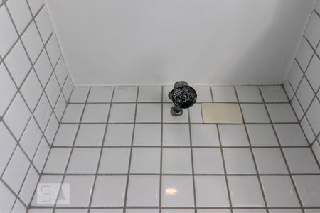 Apartamento à venda com 268m², 4 quartos e 3 vagas Apartamento à venda com 268m², 4 quartos e 3 vagasBanheiro Suíte 2