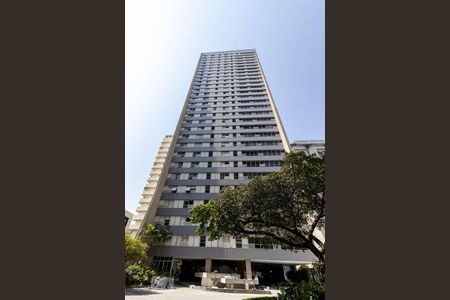 Apartamento à venda com 268m², 4 quartos e 3 vagas Apartamento à venda com 268m², 4 quartos e 3 vagasFachada