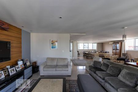 Apartamento à venda com 268m², 4 quartos e 3 vagas Apartamento à venda com 268m², 4 quartos e 3 vagasSala