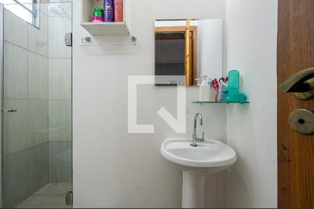 Casa à venda com 154m², 2 quartos e 2 vagasBanheiro