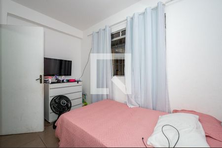 Quarto de casa à venda com 2 quartos, 154m² em Vila Fachini, São Paulo